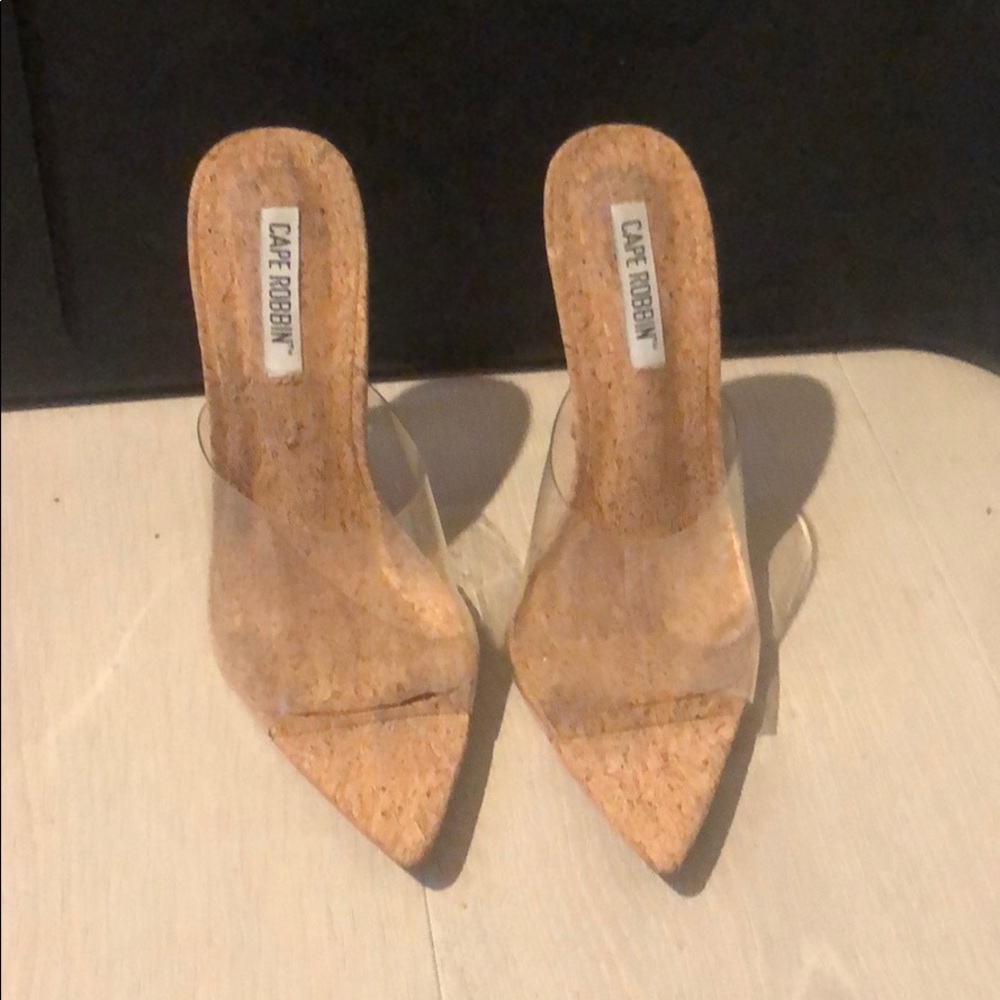 Cape robbin plexi heels